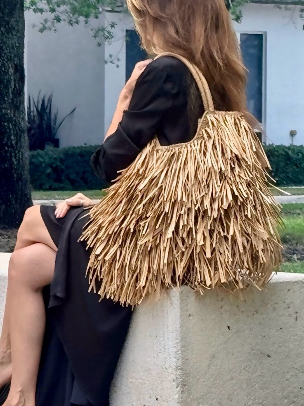 Fringed Natural Straw Tote Bag - Picture 4 of 4